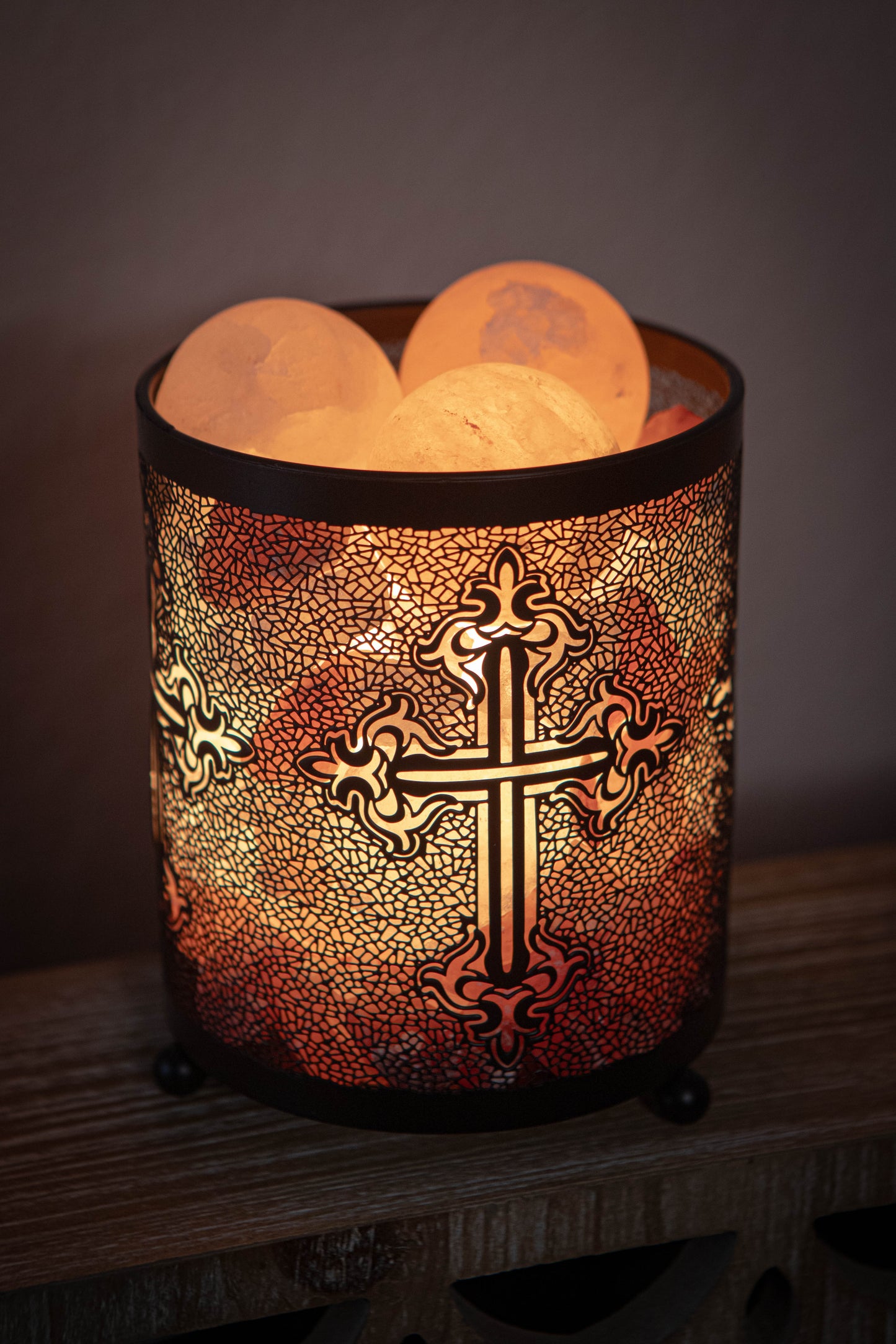 Celtic Cross Himalayan Salt Therapy Lamp (With 3 Massage Balls)