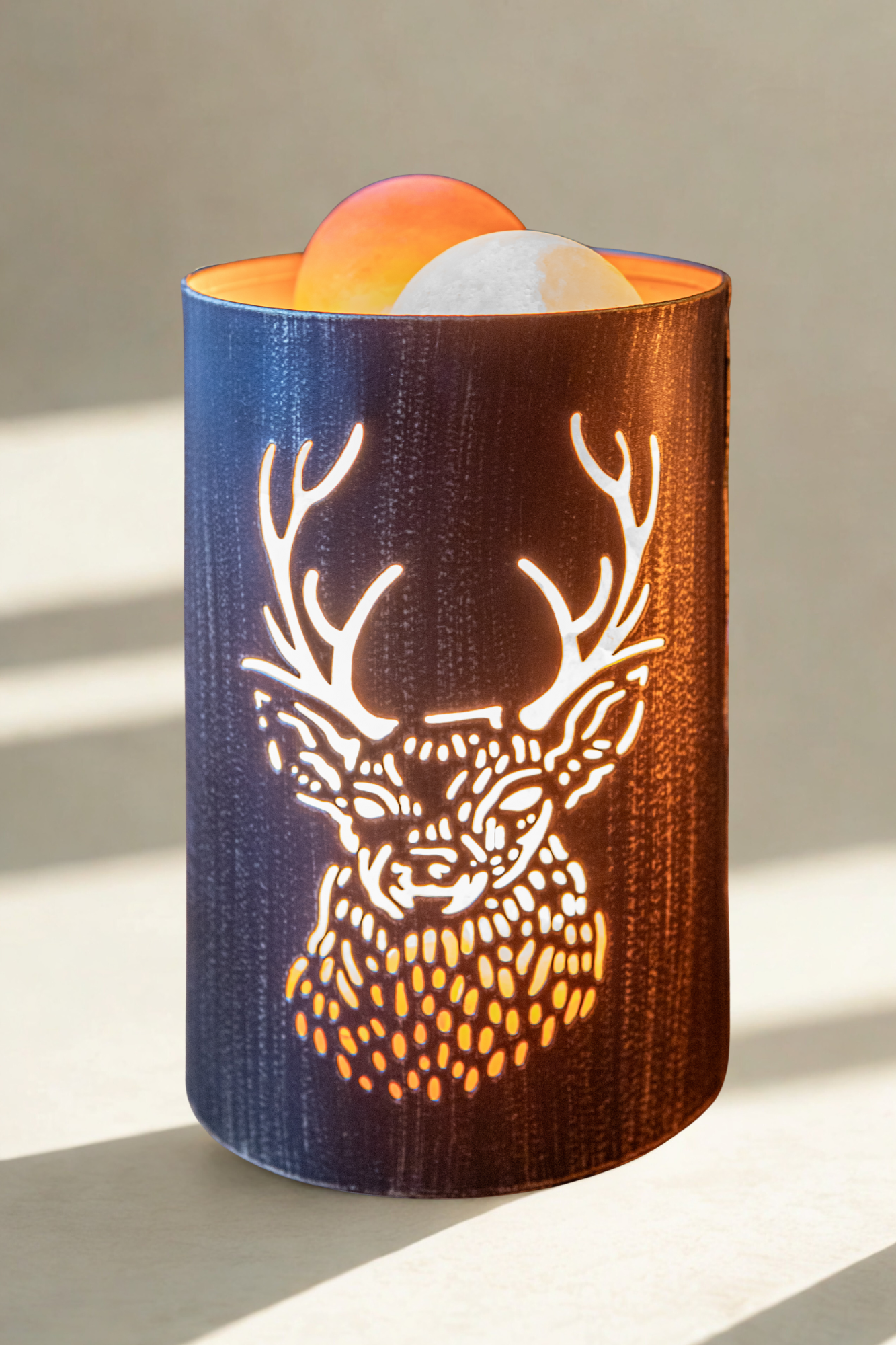 Handcrafted Rustic Stag Himalayan Salt Therapy Lamp (2 Massage Balls)