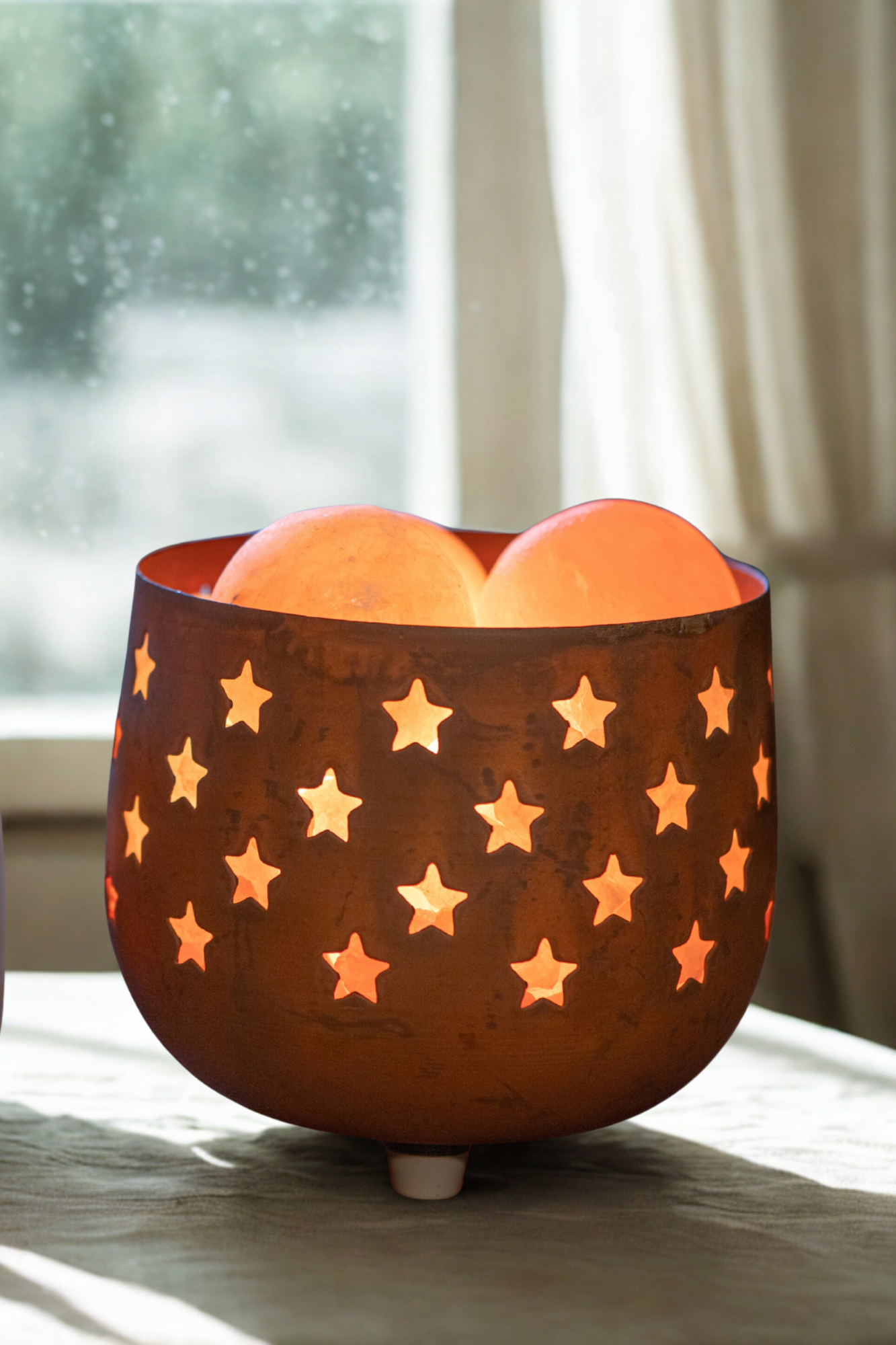 Handcrafted Rustic Star Himalayan Salt Therapy Lamp (3 Massage Balls)
