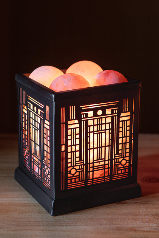 Deco Modern - Himalayan Salt Therapy Lamp (with 4 massage balls)